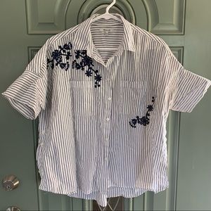 Super cute embroidered button down from Madewell!
